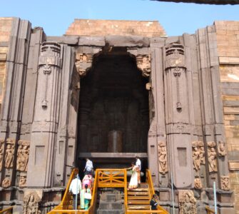 Bhojeshwar Mahadev Temple, Source - https://commons.wikimedia.org/wiki/File:Bhojeshwar_Temple.jpg