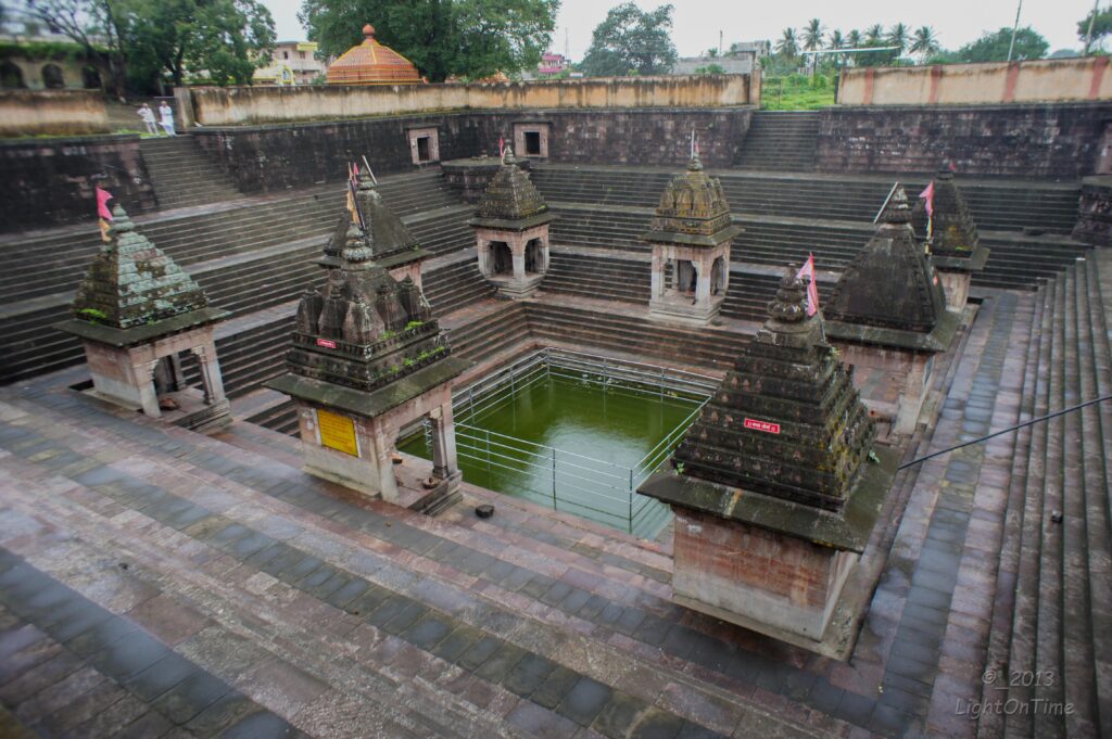 Grishneshwar, Ellora. Source - https://commons.wikimedia.org/wiki/File:Grishneshwar,_Ellora_-_panoramio_%2846%29.jpg