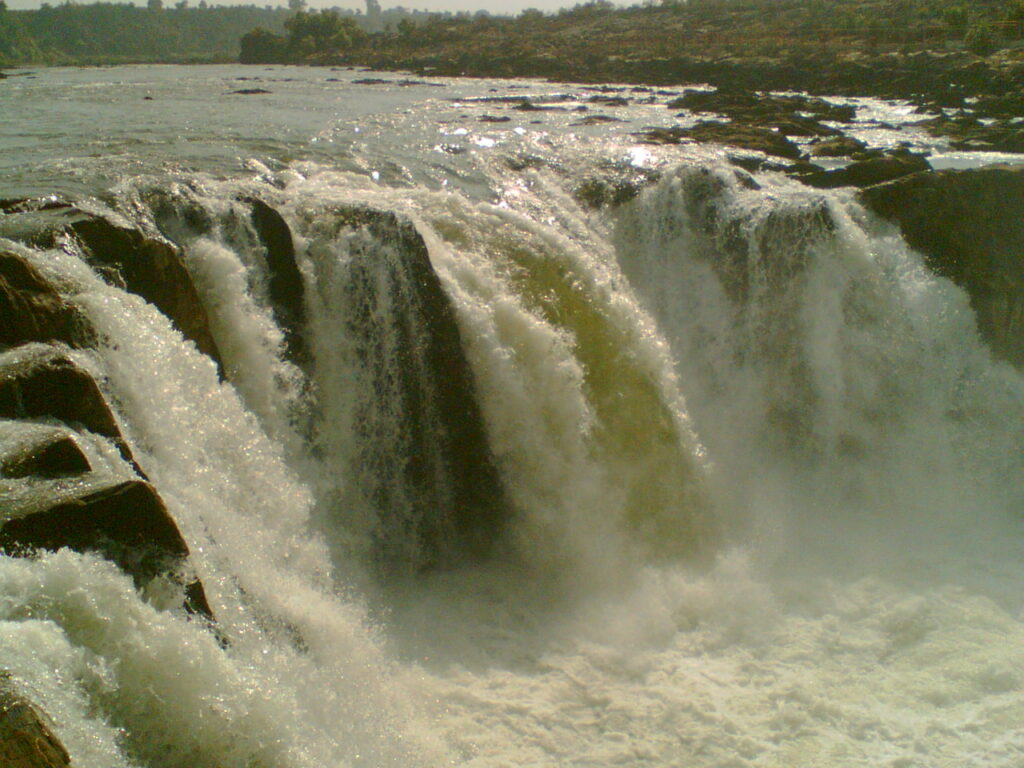 Dhuandhar Waterfalls in Bhedaghat India